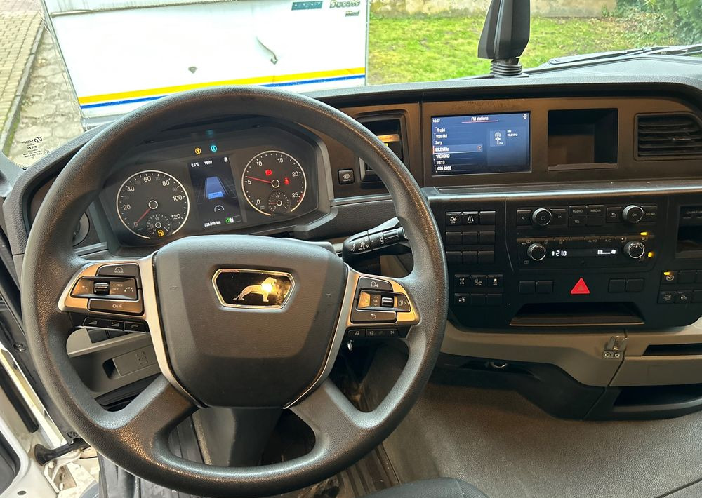 Tracteur routier MAN TGS 18.470 NAUKA JAZDY STANDARD 4x2 / TGX 18.360 400 510 460 500 TOP STAN / ŚWIEŻO SPROWADZONY: photos 15 Tracteur routier MAN TGS 18.470 NAUKA JAZDY STANDARD 4x2 / TGX 18.360 400 510 460 500 TOP STAN / ŚWIEŻO SPROWADZONY: photos 15