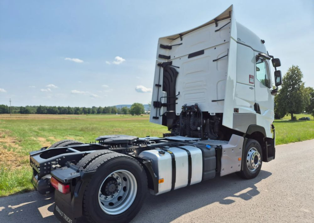 Renault HIGH GAMA T480 2019 SALON PL VIN: KD ! 13l STANDARD STANDARD / KLIMA POSTOJOWA / FULL OPCJA / T520 T440 / TOP STAN GAMA T - Tracteur routier: photos 4 Renault HIGH GAMA T480 2019 SALON PL VIN: KD ! 13l STANDARD STANDARD / KLIMA POSTOJOWA / FULL OPCJA / T520 T440 / TOP STAN GAMA T - Tracteur routier: photos 4