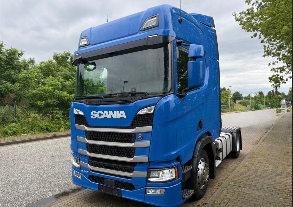 Scania R410 RETARDER FULL LED 2 ZBIORNIKI / KLIMA POSTOJOWA / VIRTUAL COCPIT z Niemiec - Tracteur routier: photos 1 Scania R410 RETARDER FULL LED 2 ZBIORNIKI / KLIMA POSTOJOWA / VIRTUAL COCPIT z Niemiec - Tracteur routier: photos 1