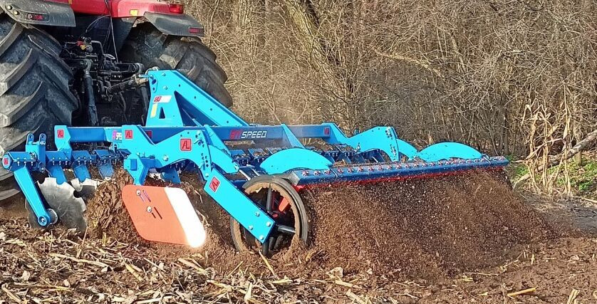 Agro-Lift Speed BT-SPEED 4,0m - Cover crop: photos 3 Agro-Lift Speed BT-SPEED 4,0m - Cover crop: photos 3