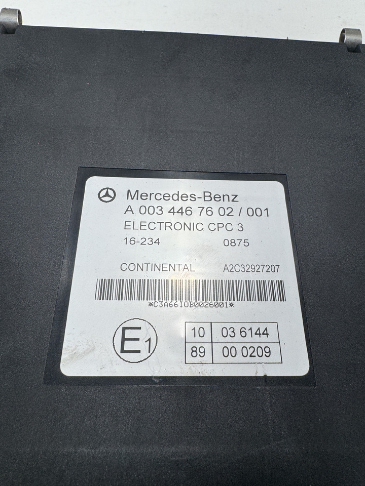 Mercedes Actros MP 4 - Commande de gouvernail: photos 2 Mercedes Actros MP 4 - Commande de gouvernail: photos 2