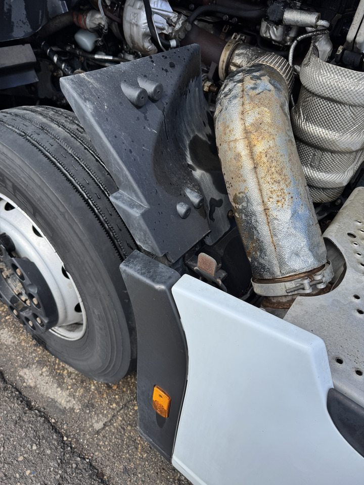 Ford F-Max - Aile: photos 1 Ford F-Max - Aile: photos 1