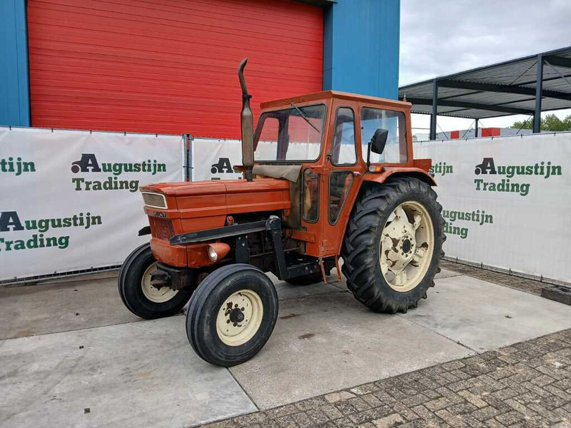 Fiat 640/8 - Tracteur agricole: photos 1 Fiat 640/8 - Tracteur agricole: photos 1