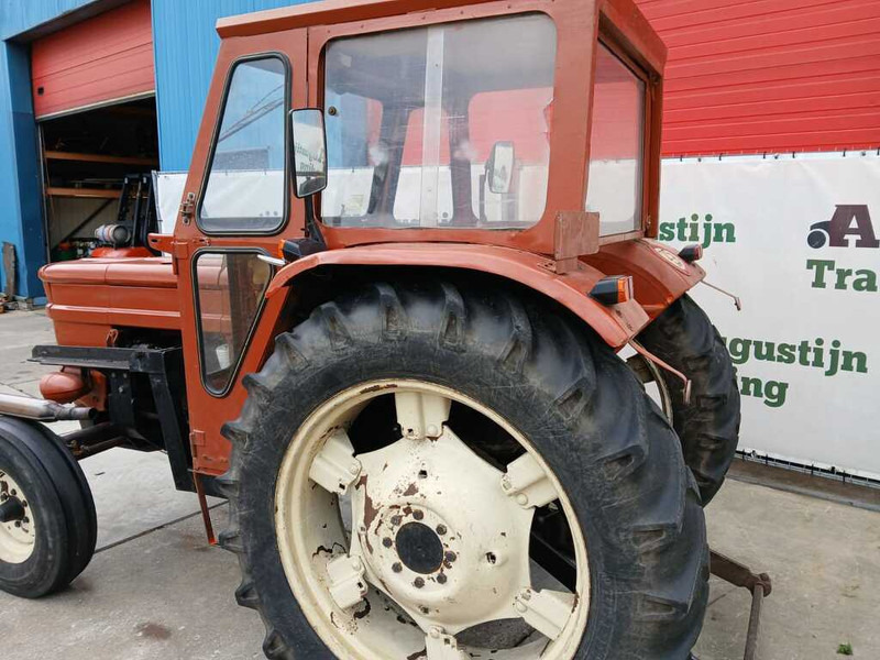 Fiat 640/8 - Tracteur agricole: photos 2 Fiat 640/8 - Tracteur agricole: photos 2