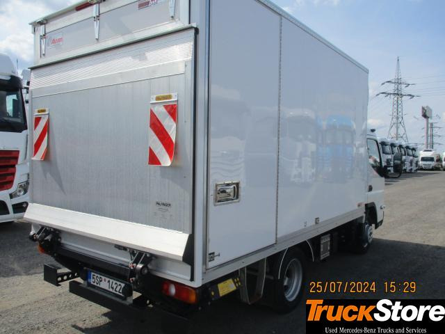 FUSO Canter 3C15 - Camion fourgon: photos 3 FUSO Canter 3C15 - Camion fourgon: photos 3
