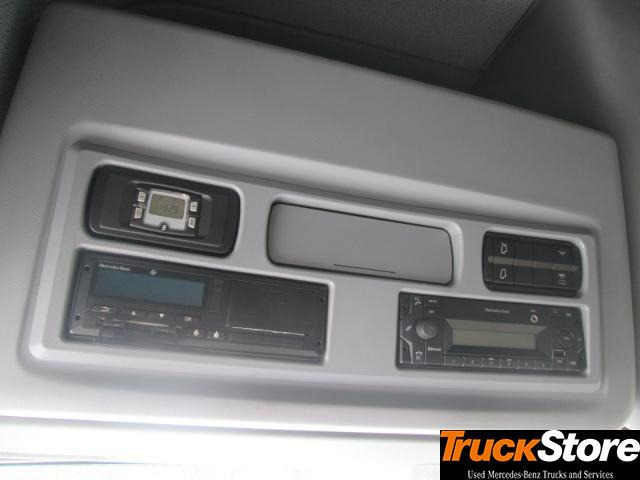 Mercedes-Benz Atego 1227 L - Camion fourgon: photos 5 Mercedes-Benz Atego 1227 L - Camion fourgon: photos 5