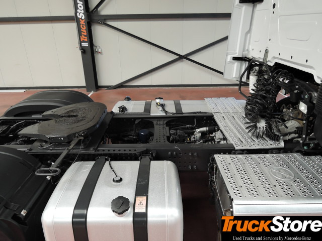 Mercedes-Benz Actros 1845 LS - Tracteur routier: photos 2 Mercedes-Benz Actros 1845 LS - Tracteur routier: photos 2