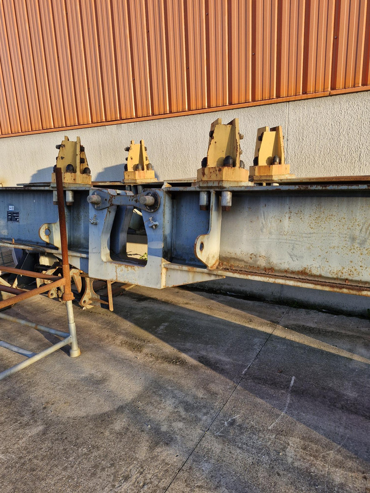 Liebherr 71EC B kreuz 3,80x3,80m - Grue: photos 1 Liebherr 71EC B kreuz 3,80x3,80m - Grue: photos 1