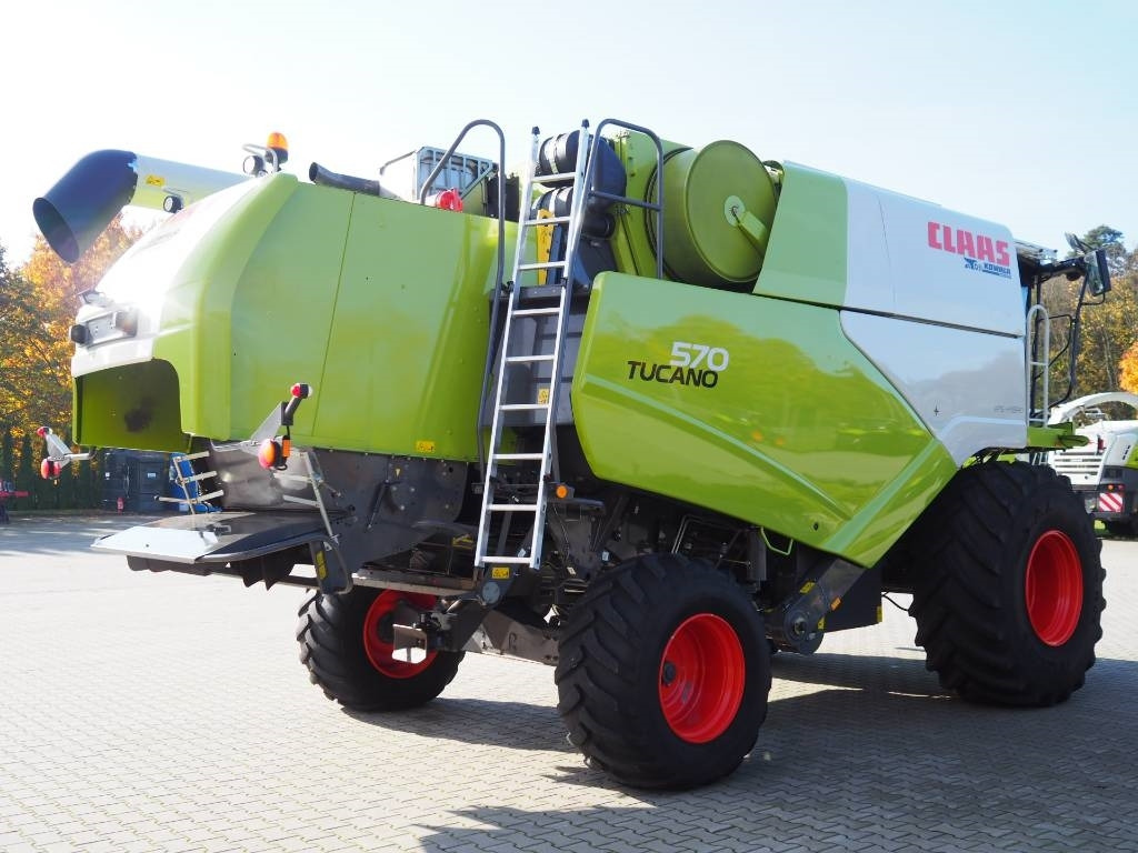 Claas Tucano 570 GPS + V770  - Moissonneuse-batteuse: photos 3 Claas Tucano 570 GPS + V770  - Moissonneuse-batteuse: photos 3