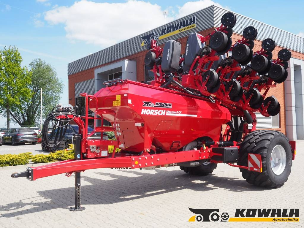 Horsch Maestro 8 CX - Semoir monograine: photos 1 Horsch Maestro 8 CX - Semoir monograine: photos 1