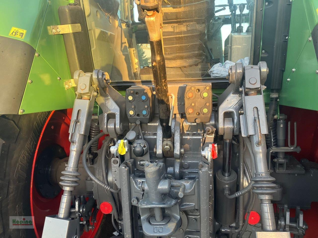 Fendt 824 - Tracteur agricole: photos 4 Fendt 824 - Tracteur agricole: photos 4