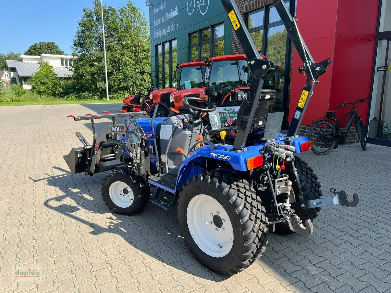 Iseki TM3267 AL - Tracteur communal: photos 2 Iseki TM3267 AL - Tracteur communal: photos 2