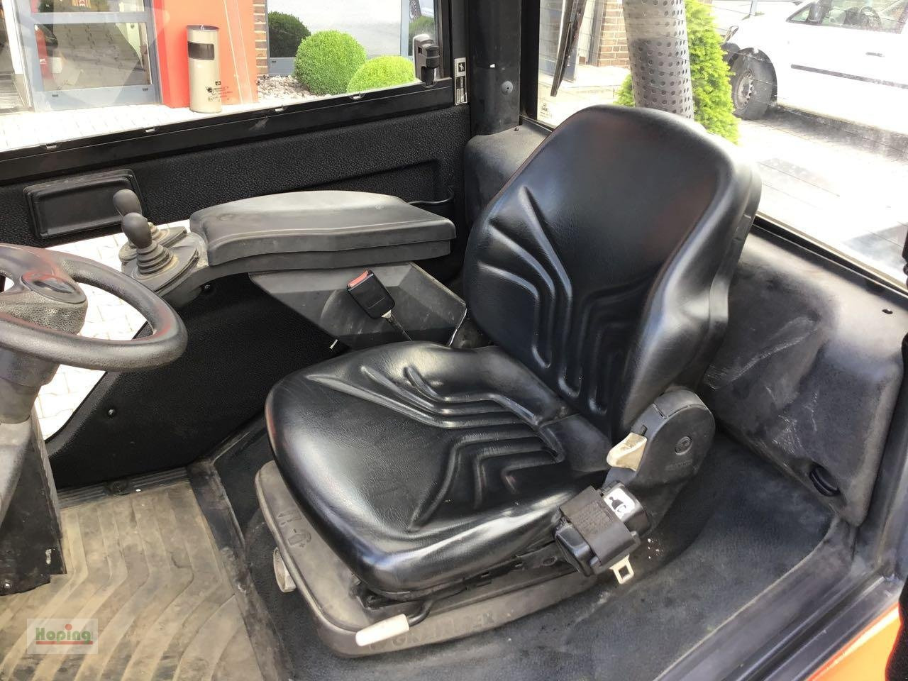 Chariot élévateur diesel Linde H35D-01: photos 9