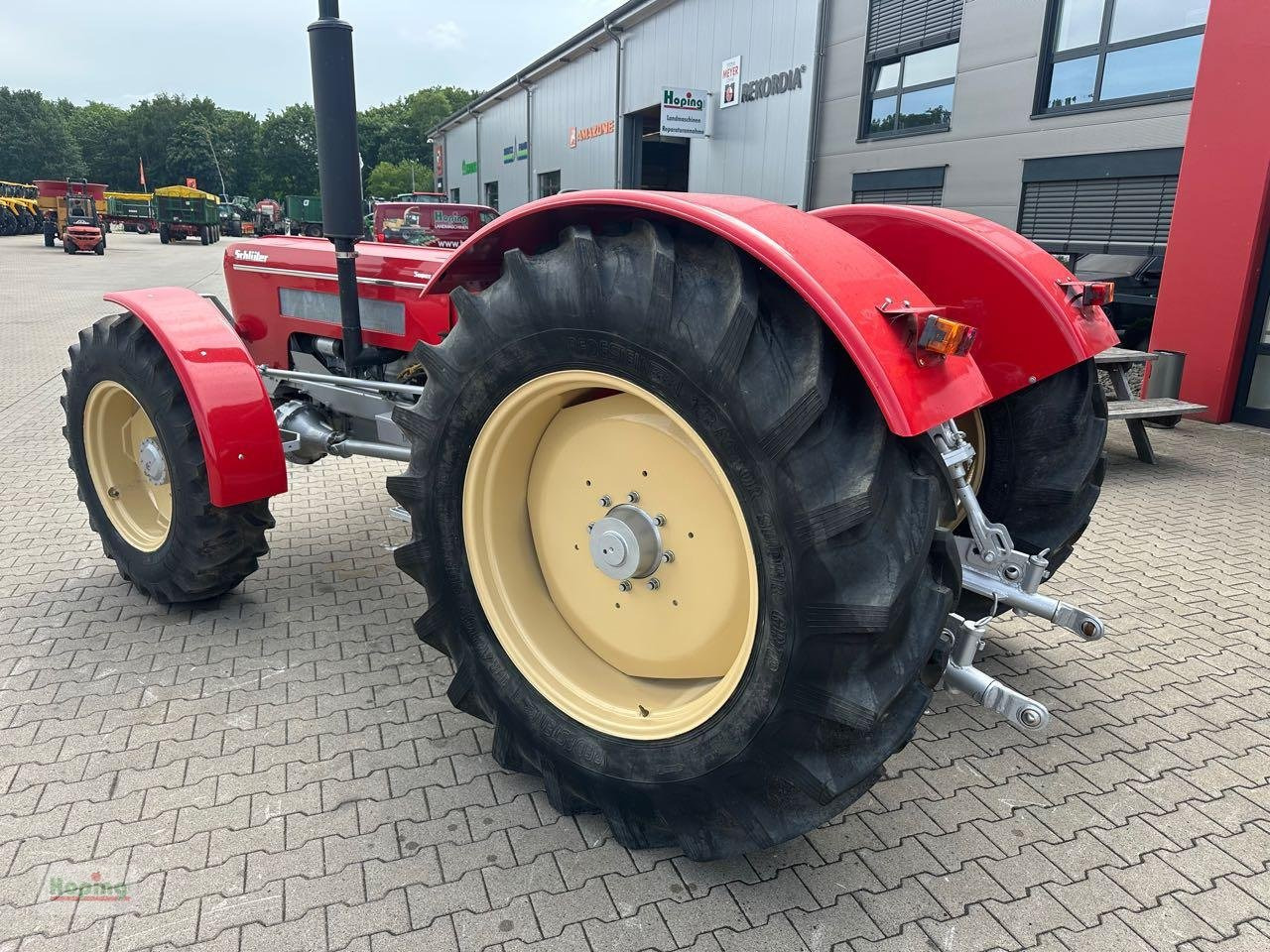 Tracteur agricole Schlüter Schlüter V 1250: photos 11 Tracteur agricole Schlüter Schlüter V 1250: photos 11