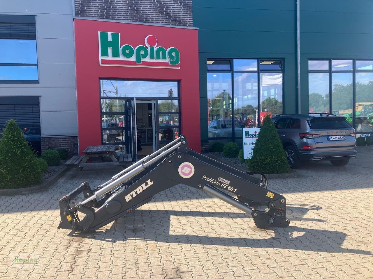Stoll FZ 60.1 - Chargeur frontal pour tracteur: photos 1 Stoll FZ 60.1 - Chargeur frontal pour tracteur: photos 1