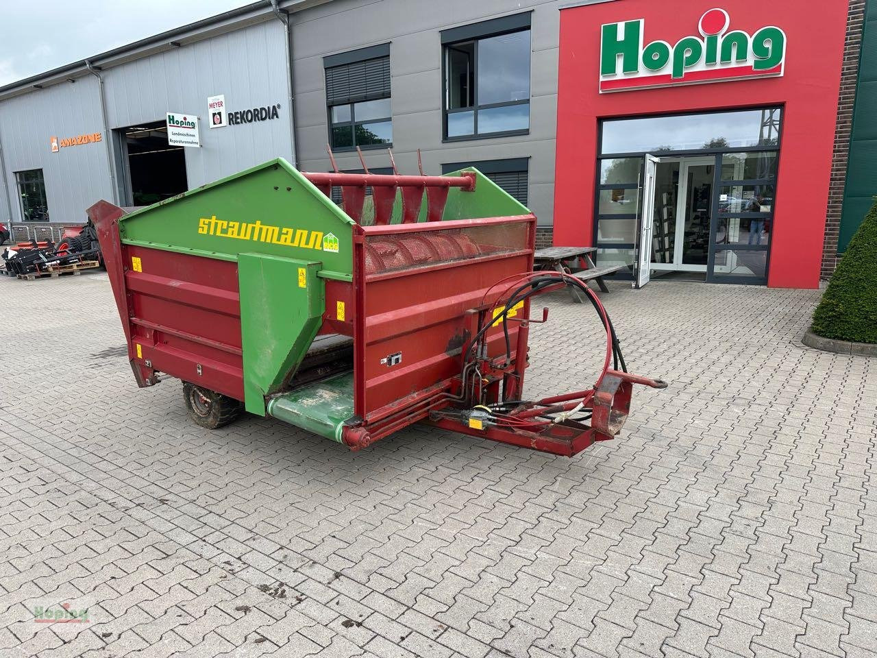 Strautmann Blockverteilwagen - Mélangeuse: photos 2 Strautmann Blockverteilwagen - Mélangeuse: photos 2