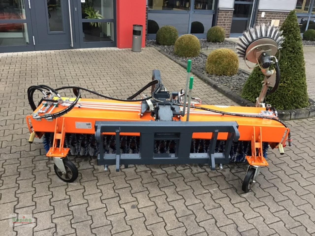 Tuchel Plus 590 Kehrmaschin - Brosse: photos 3 Tuchel Plus 590 Kehrmaschin - Brosse: photos 3