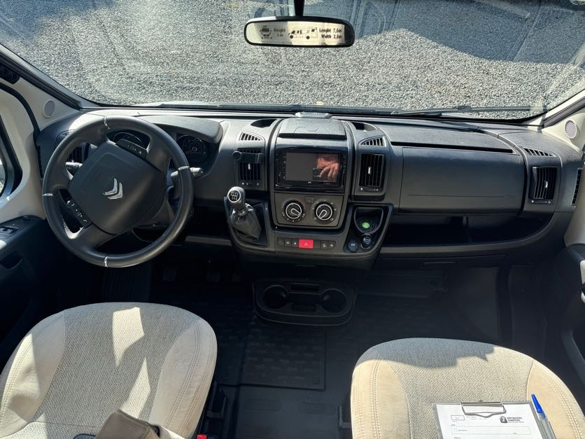 CARADO T447 PRO+ , camera, radio, awning, bike holder, LPG, ALU - Camping-car profilé: photos 5 CARADO T447 PRO+ , camera, radio, awning, bike holder, LPG, ALU - Camping-car profilé: photos 5