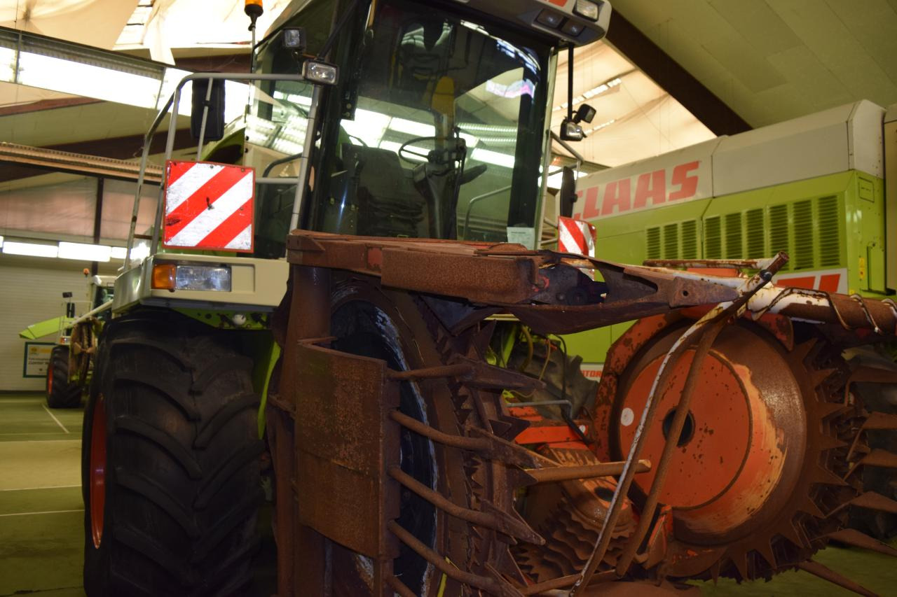 CLAAS Jaguar 860 - Ensileuse: photos 2 CLAAS Jaguar 860 - Ensileuse: photos 2