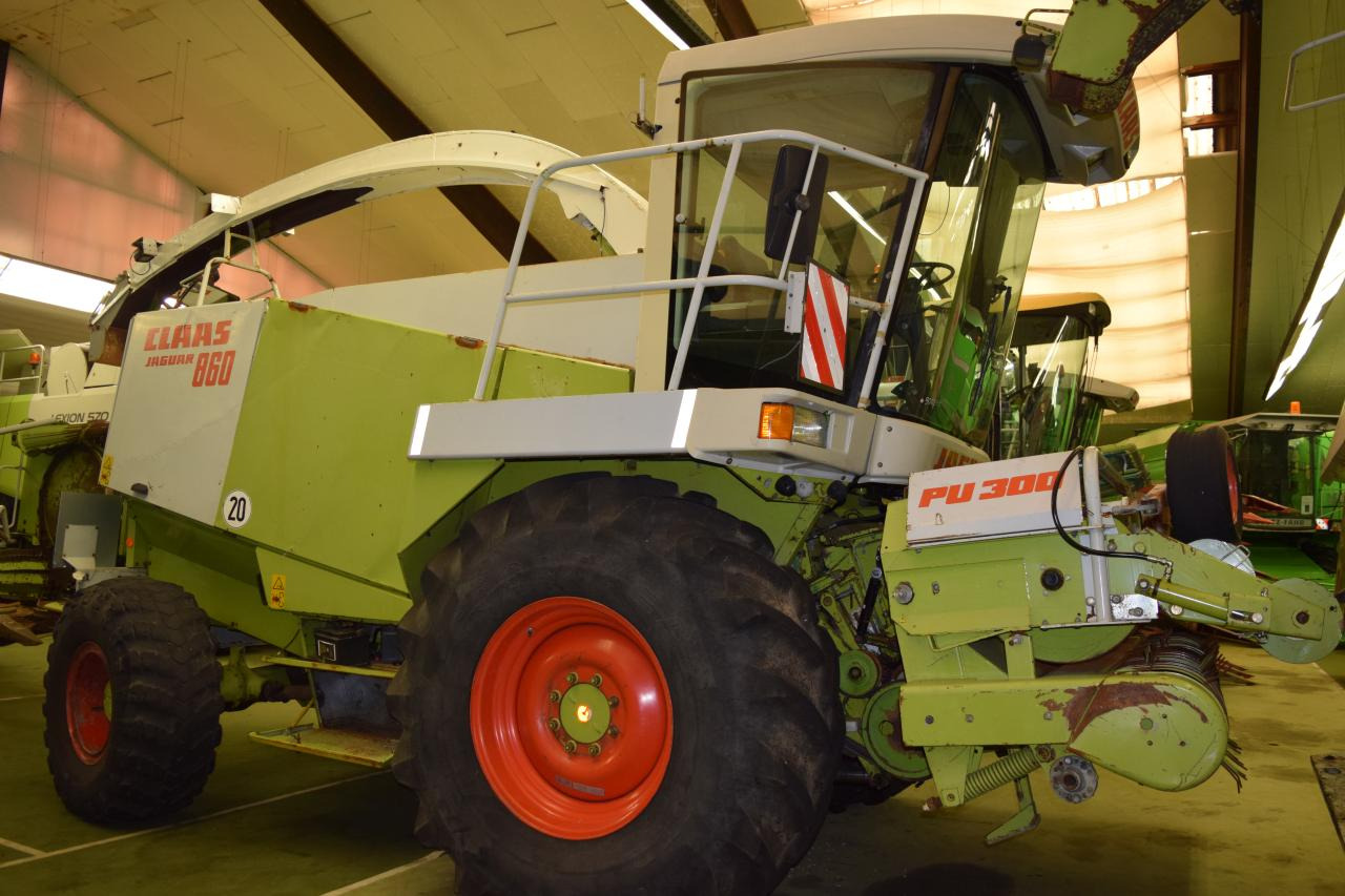 CLAAS Jaguar 860 - Ensileuse: photos 1 CLAAS Jaguar 860 - Ensileuse: photos 1
