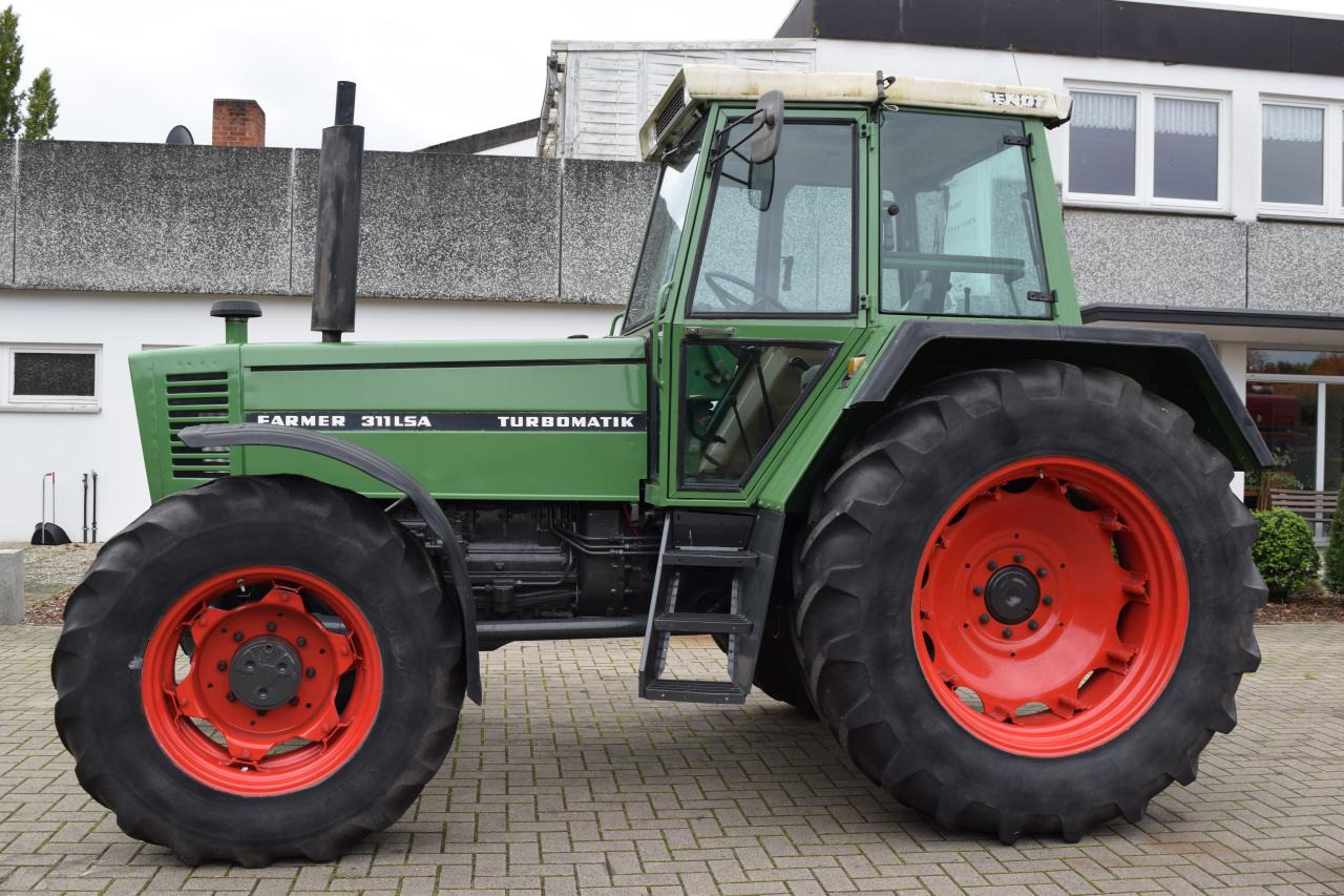 Fendt Farmer 311 LSA - Tracteur agricole: photos 2 Fendt Farmer 311 LSA - Tracteur agricole: photos 2