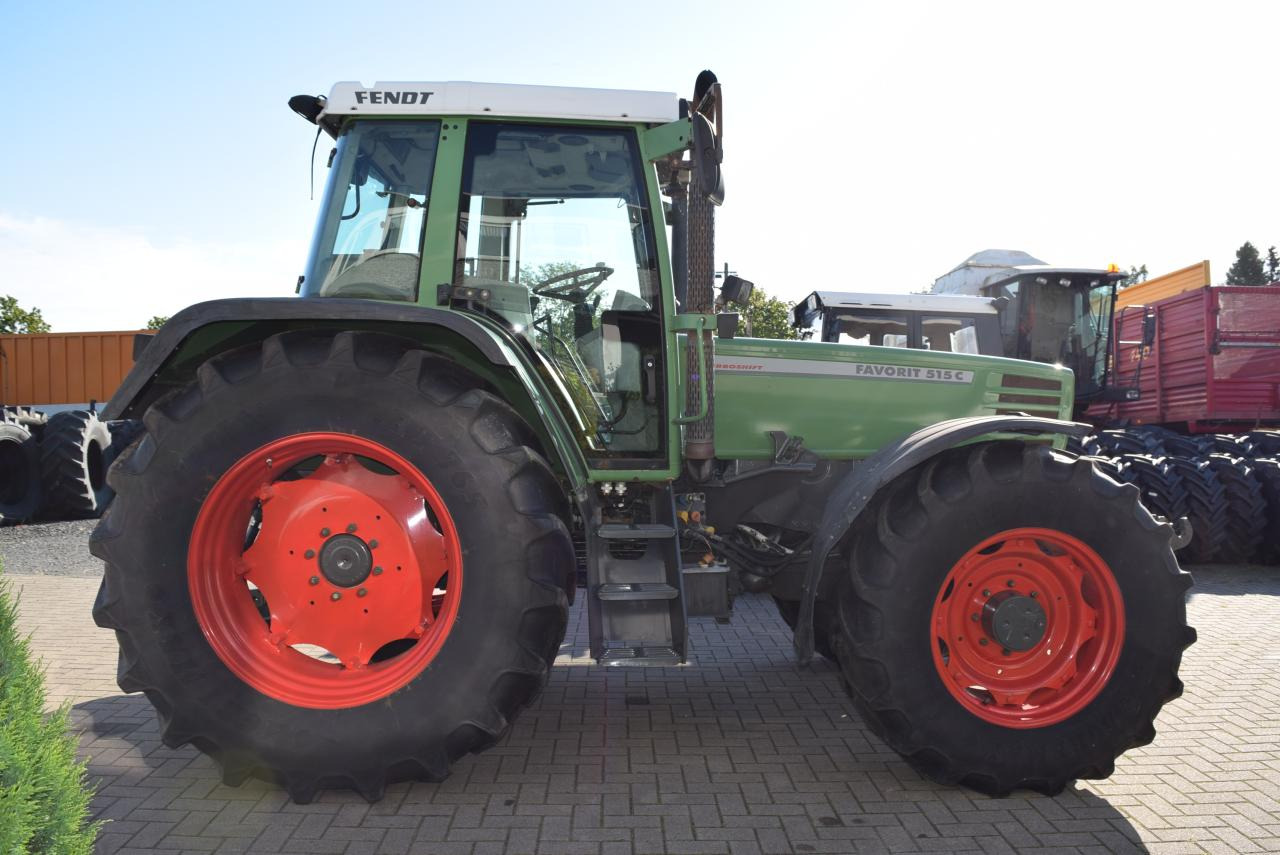 Fendt Favorit 512 - Tracteur agricole: photos 1 Fendt Favorit 512 - Tracteur agricole: photos 1