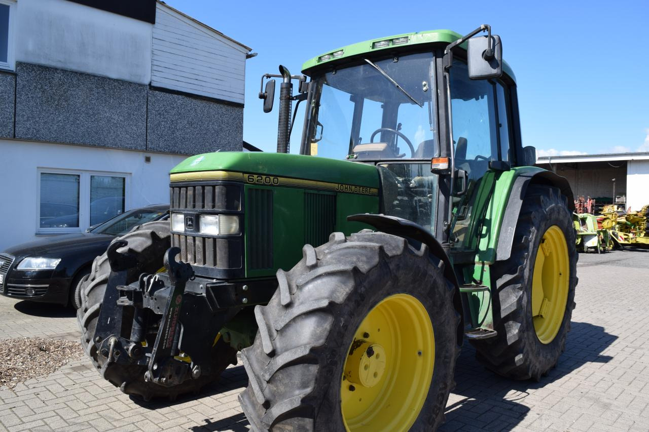 John Deere 6200 - Tracteur agricole: photos 2 John Deere 6200 - Tracteur agricole: photos 2