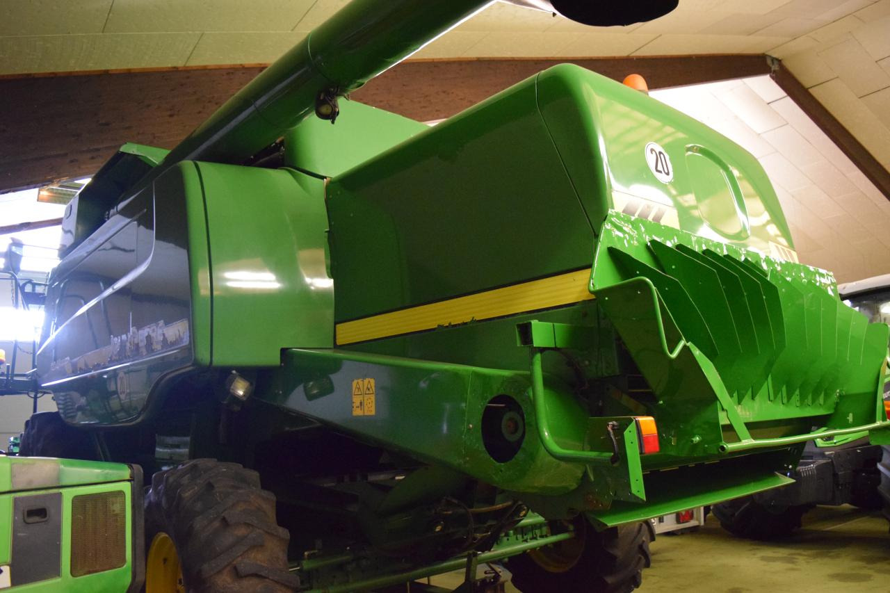 John Deere 9640 WTS - Moissonneuse-batteuse: photos 5 John Deere 9640 WTS - Moissonneuse-batteuse: photos 5