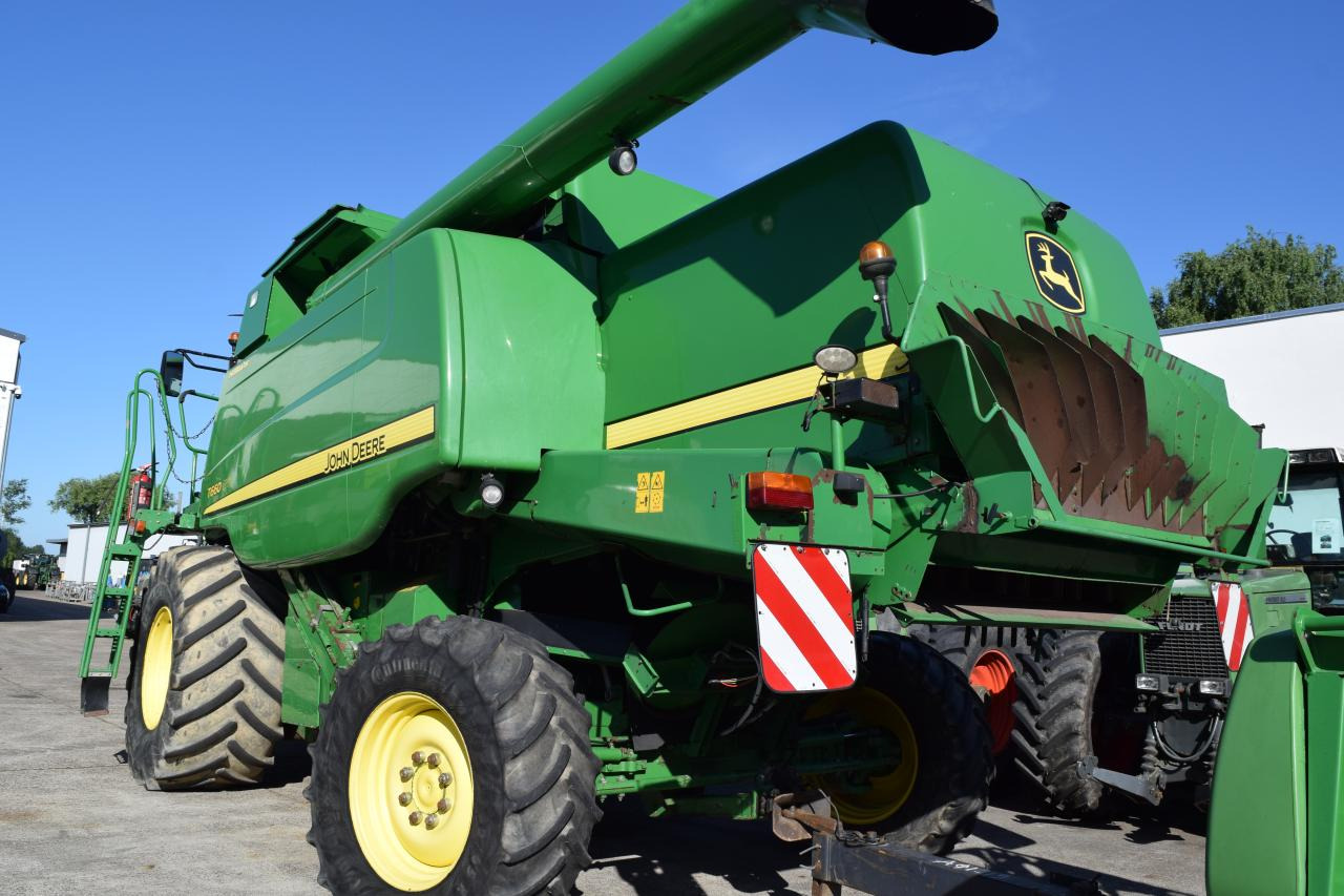 John Deere T 660 HM - Moissonneuse-batteuse: photos 5 John Deere T 660 HM - Moissonneuse-batteuse: photos 5