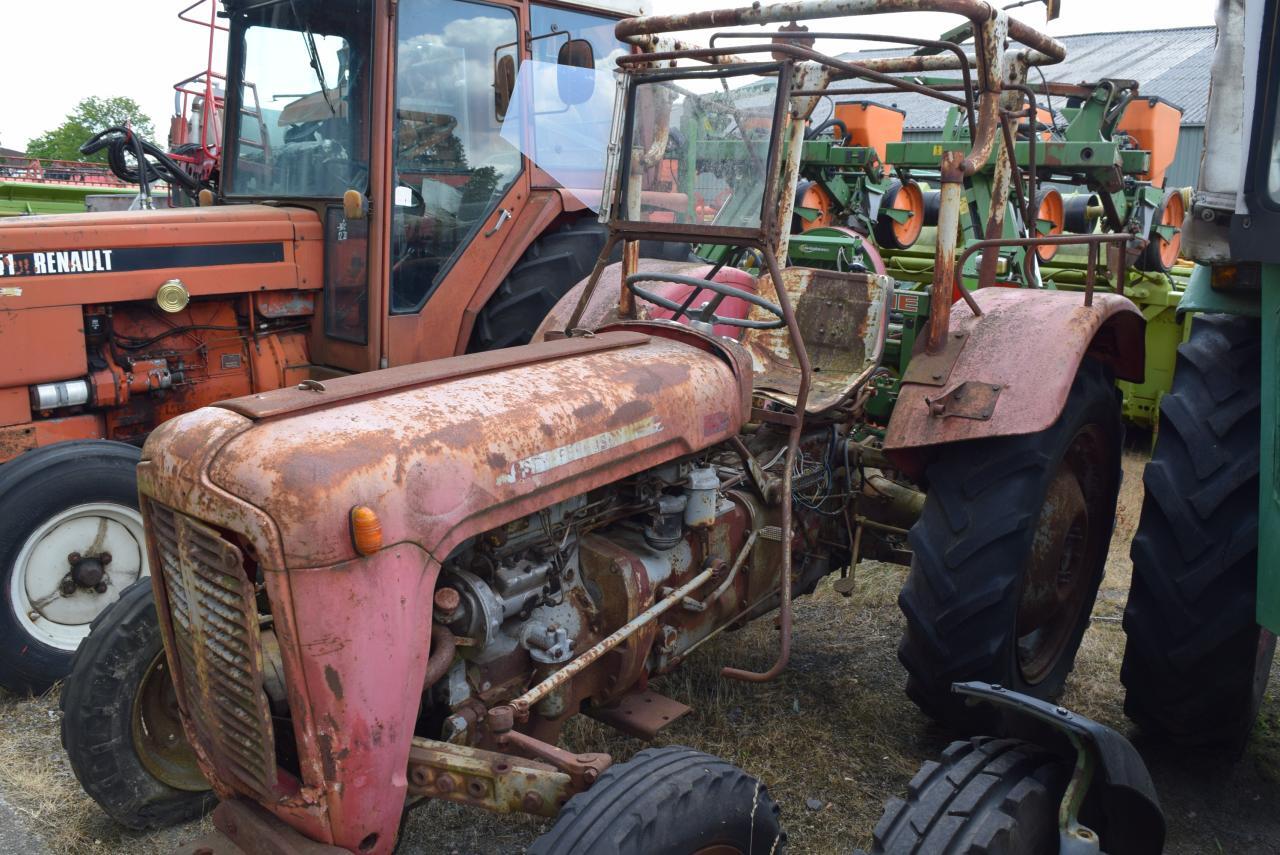 Massey Ferguson MF 35 - Tracteur agricole: photos 2 Massey Ferguson MF 35 - Tracteur agricole: photos 2