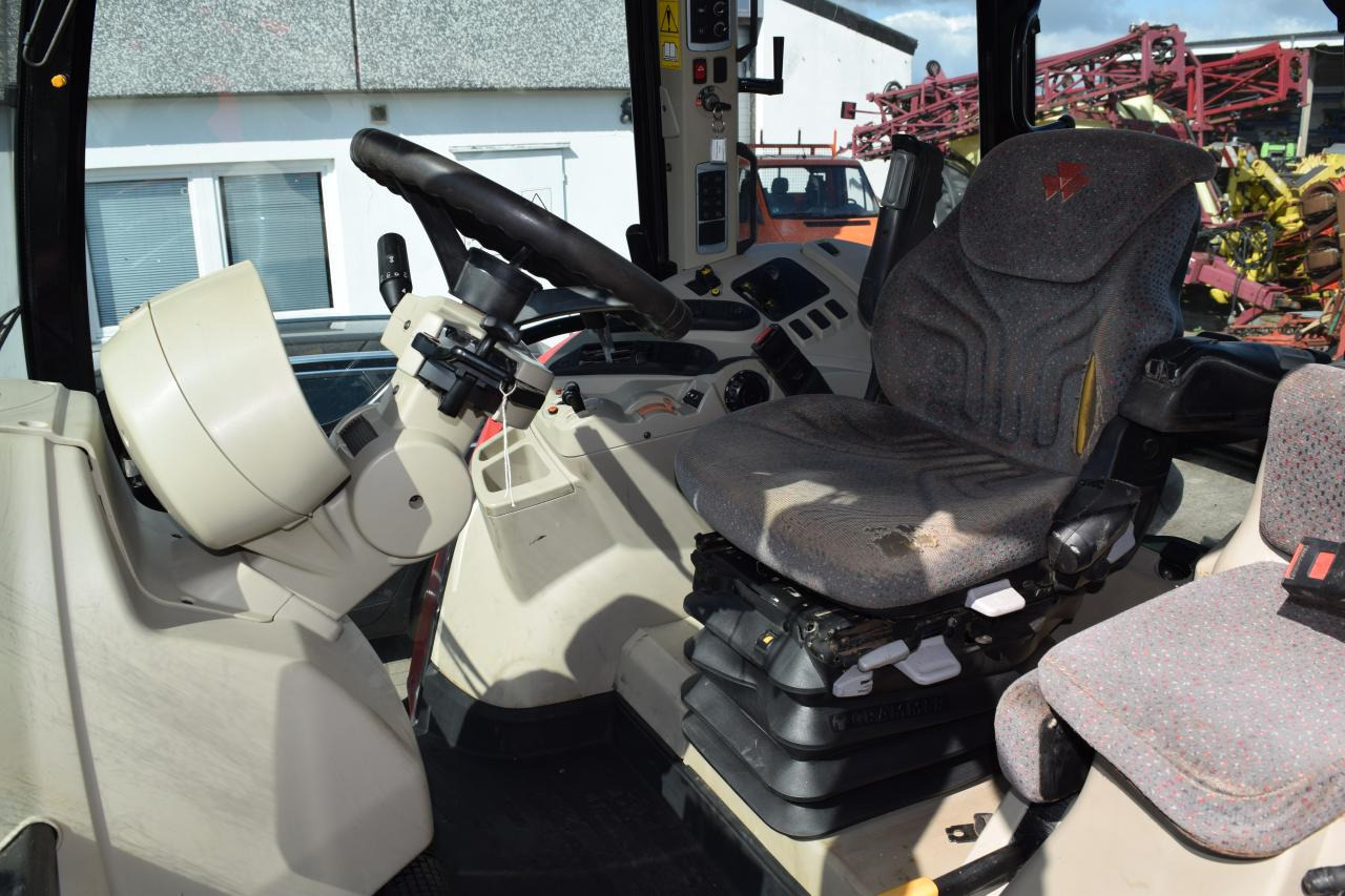 Crédit-bail de Massey Ferguson MF 7715 Dyna-6 Massey Ferguson MF 7715 Dyna-6: photos 7 Crédit-bail de Massey Ferguson MF 7715 Dyna-6 Massey Ferguson MF 7715 Dyna-6: photos 7