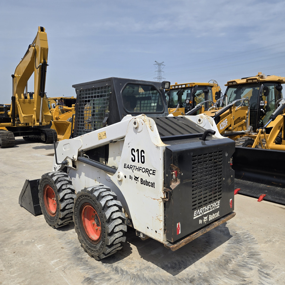Mini chargeuse Bobcat S16: photos 8
