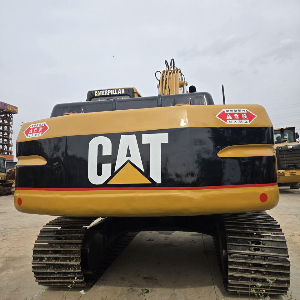 CATERPILLAR 320BL - Pelle sur chenille: photos 5 CATERPILLAR 320BL - Pelle sur chenille: photos 5