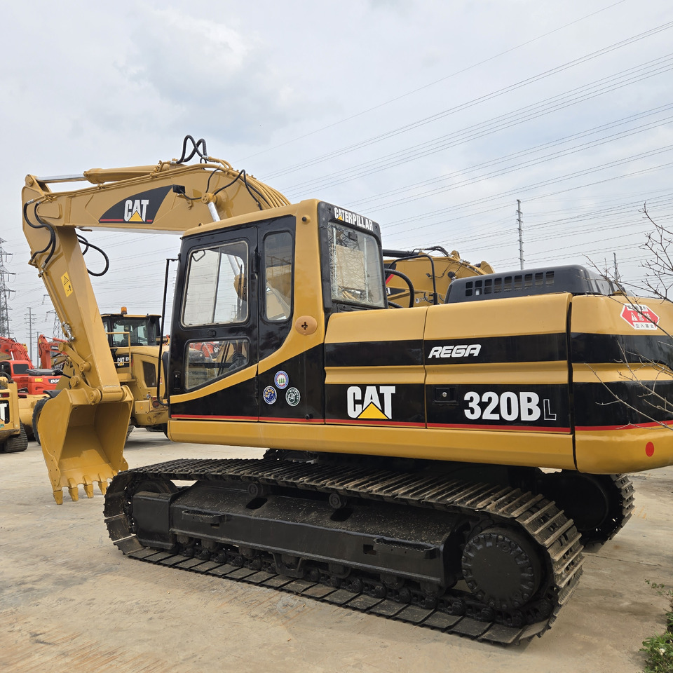 CATERPILLAR 320BL - Pelle sur chenille: photos 1 CATERPILLAR 320BL - Pelle sur chenille: photos 1