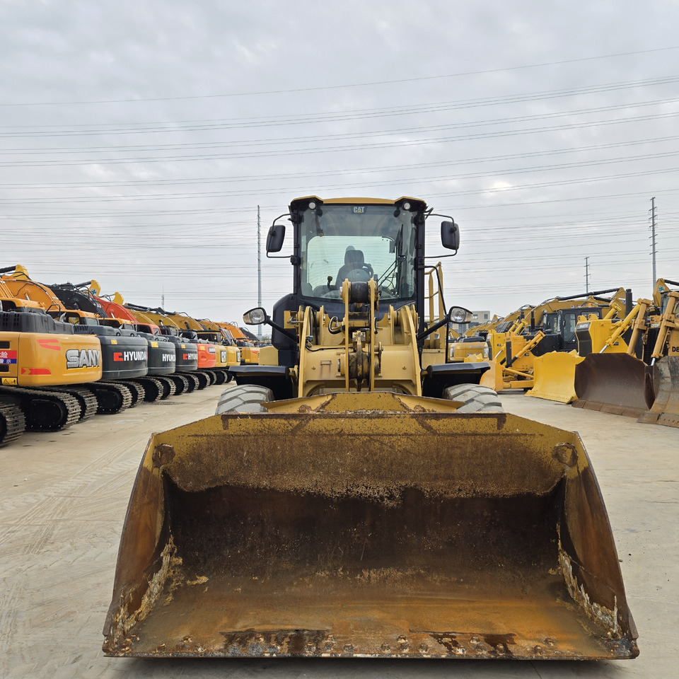 CATERPILLAR 924K - Pelle sur pneus: photos 1 CATERPILLAR 924K - Pelle sur pneus: photos 1