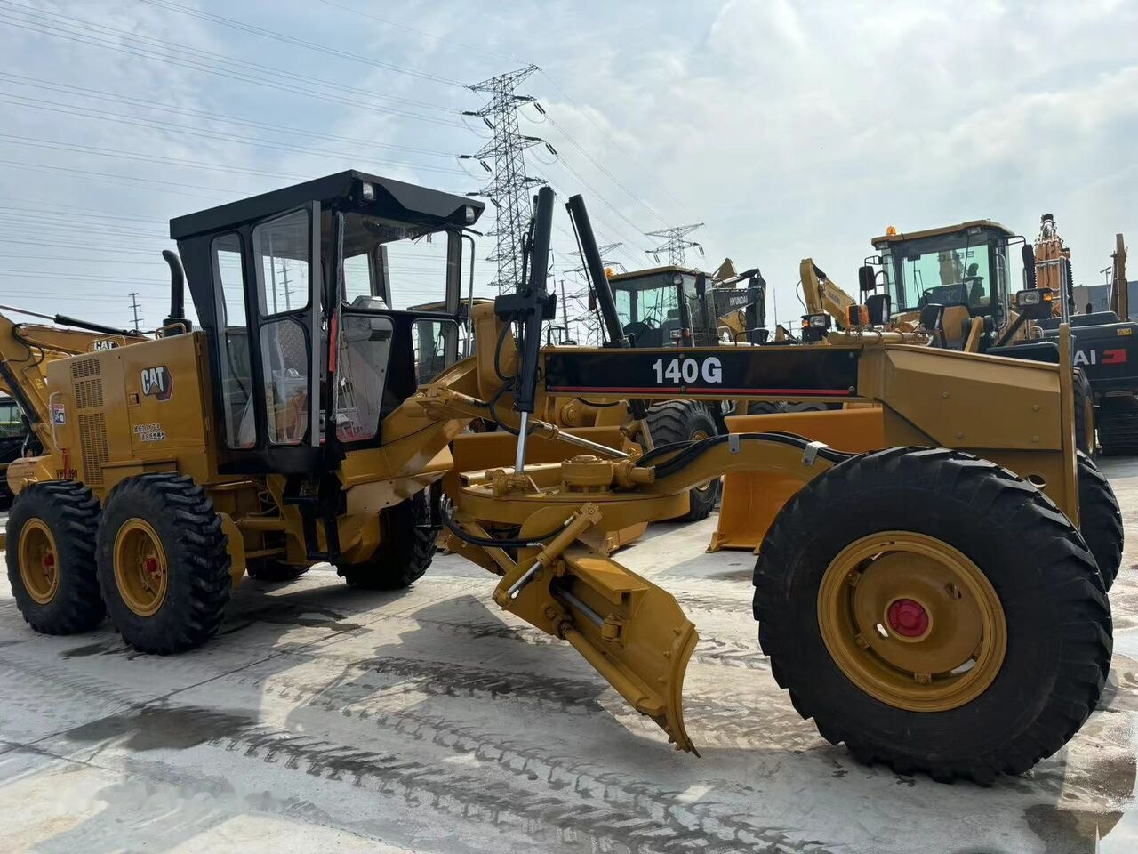 Caterpillar 140G - Niveleuse: photos 4 Caterpillar 140G - Niveleuse: photos 4