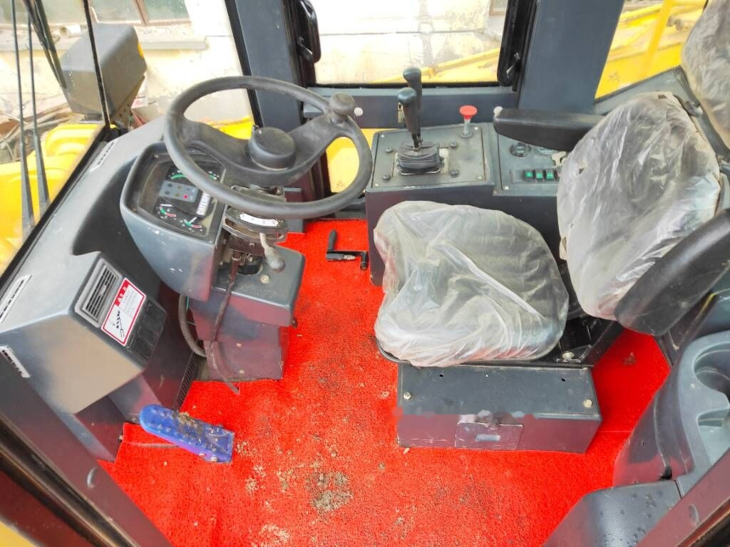 Caterpillar 950 G - Chargeuse sur pneus: photos 2 Caterpillar 950 G - Chargeuse sur pneus: photos 2