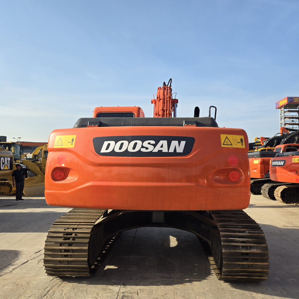Pelle sur chenille DOOSAN DX225LCA: photos 6