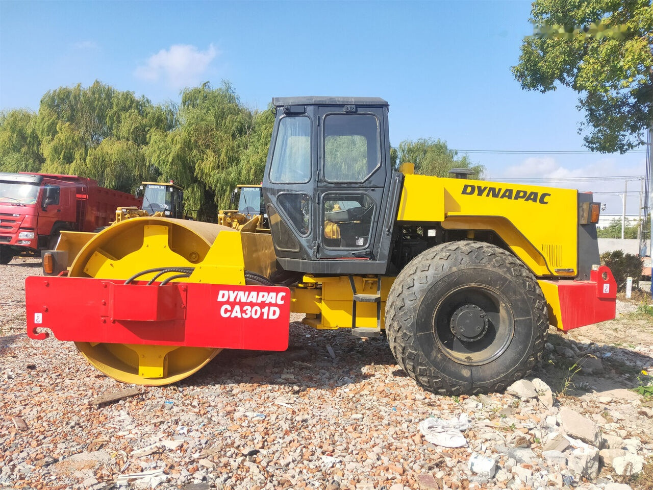 Dynapac CA301D - Compacteur à pieds de mouton/ Monocylindre: photos 3 Dynapac CA301D - Compacteur à pieds de mouton/ Monocylindre: photos 3