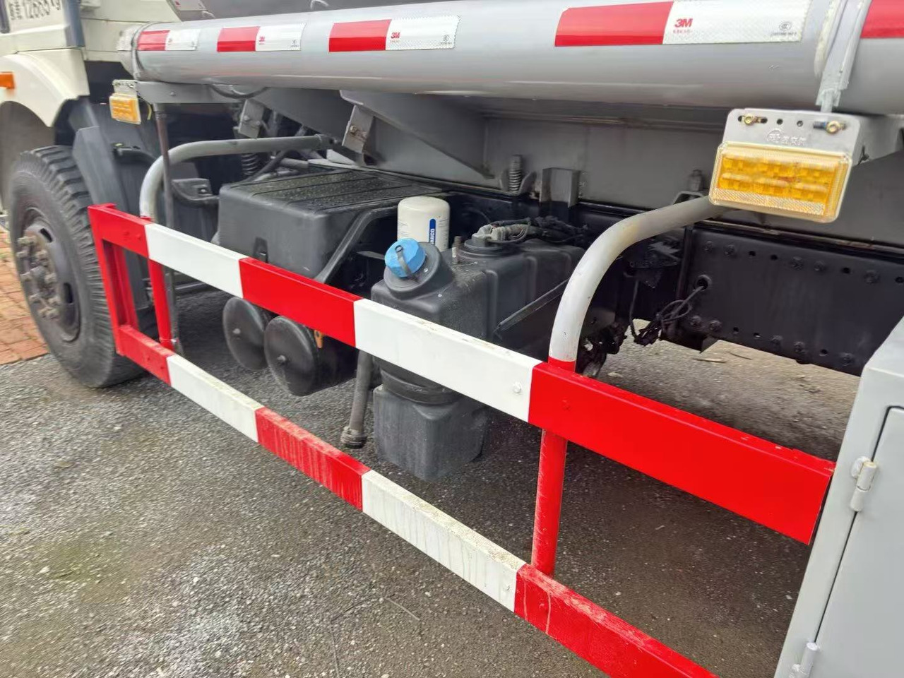 Camion citerne FAW tanker truck: photos 7