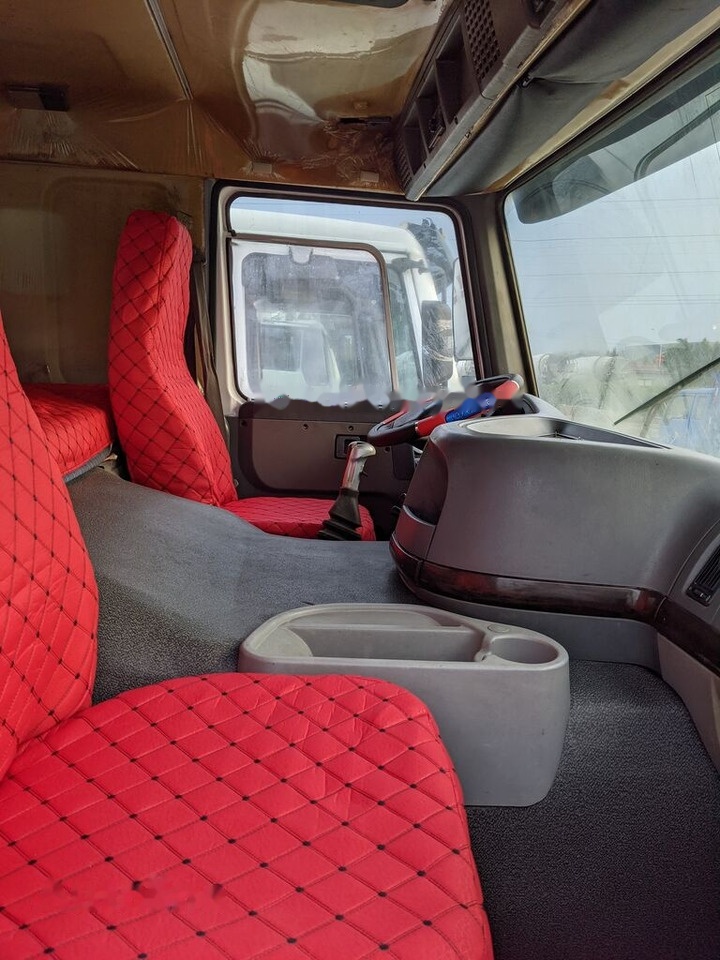 Camion plateau Howo 375: photos 6