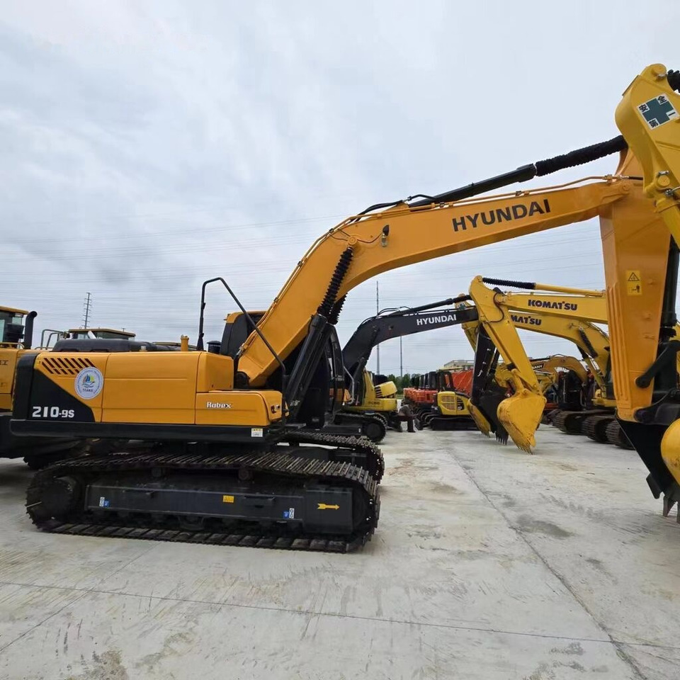 Hyundai R210-9S - Pelle sur chenille: photos 3 Hyundai R210-9S - Pelle sur chenille: photos 3