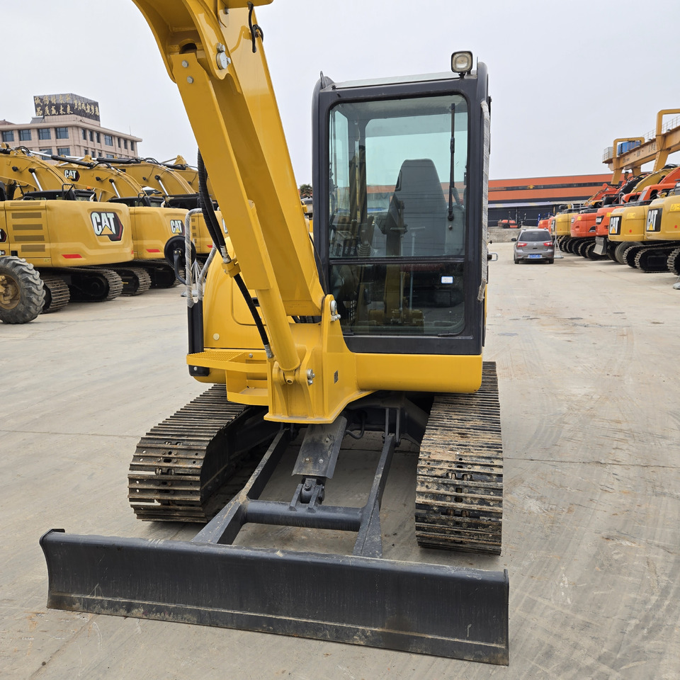 KOMATSU PC56-7 - Mini pelle: photos 5 KOMATSU PC56-7 - Mini pelle: photos 5
