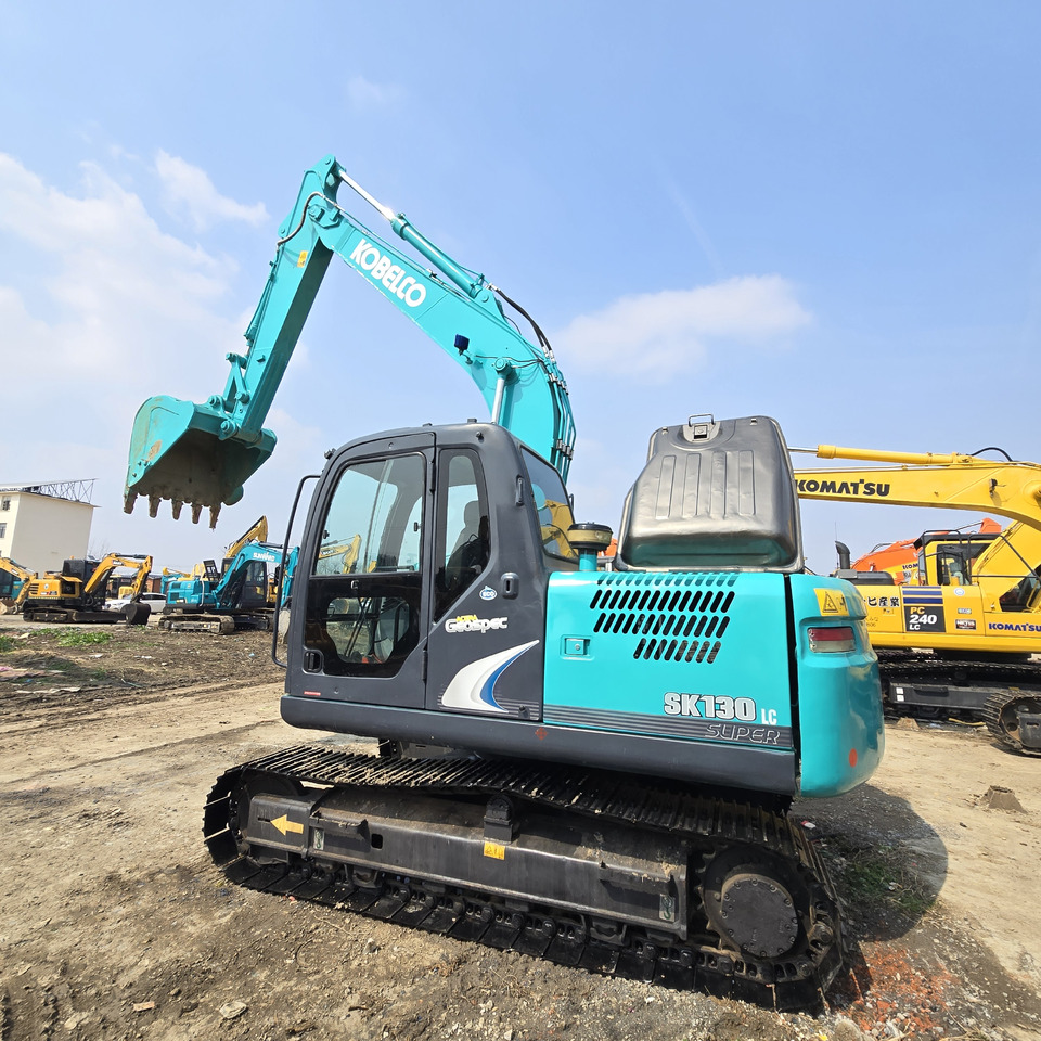 Kobelco SK130-8 - Pelle sur chenille: photos 3 Kobelco SK130-8 - Pelle sur chenille: photos 3