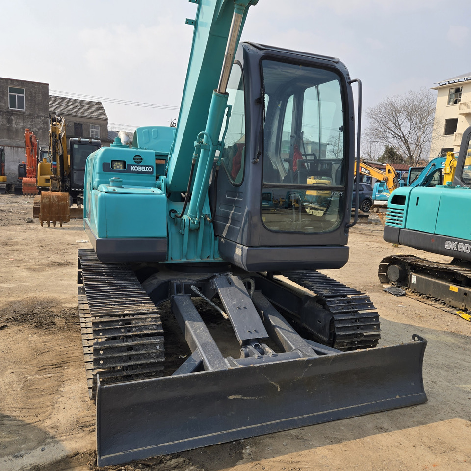 Kobelco SK75-8 - Mini pelle: photos 2 Kobelco SK75-8 - Mini pelle: photos 2