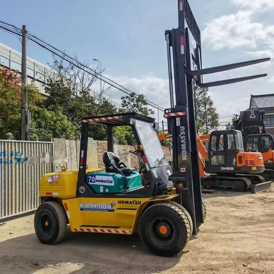 Chariot élévateur diesel Komatsu FD70-7: photos 12 Chariot élévateur diesel Komatsu FD70-7: photos 12