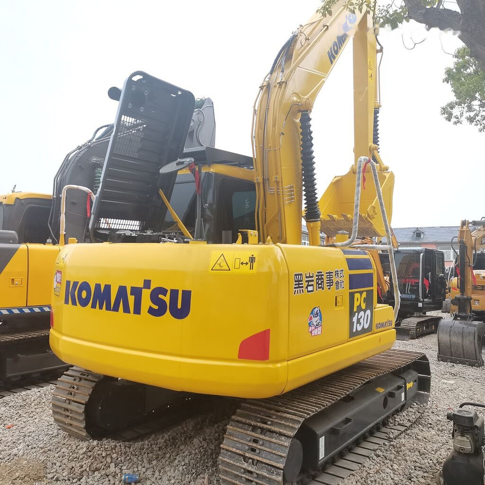 Komatsu PC130-7 - Pelle sur chenille: photos 3 Komatsu PC130-7 - Pelle sur chenille: photos 3