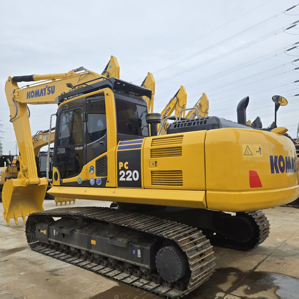 Komatsu PC220-8 - Pelle sur chenille: photos 1 Komatsu PC220-8 - Pelle sur chenille: photos 1