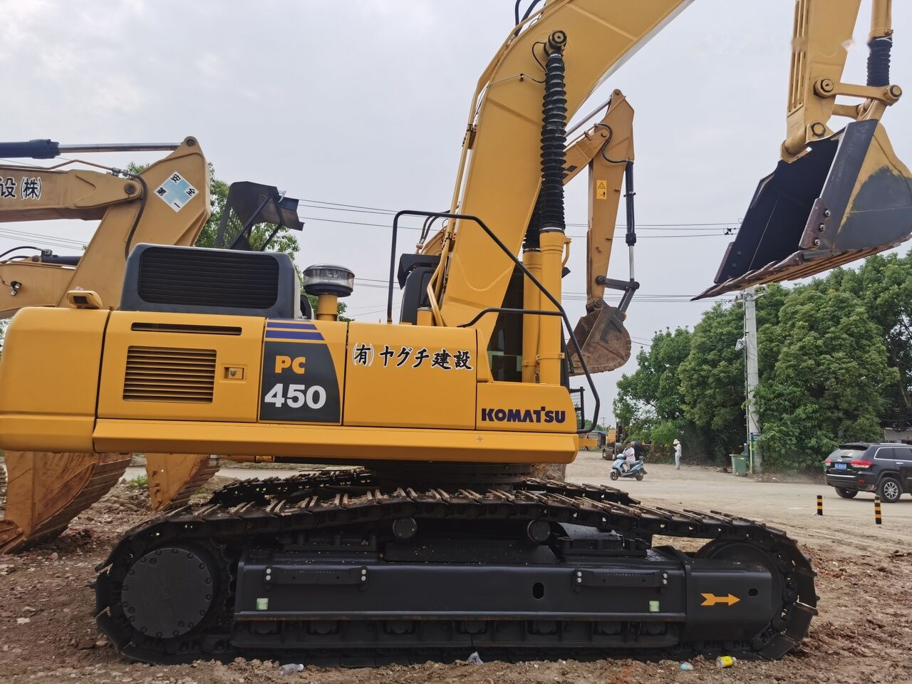 Komatsu PC450-8 - Pelle sur chenille: photos 4 Komatsu PC450-8 - Pelle sur chenille: photos 4