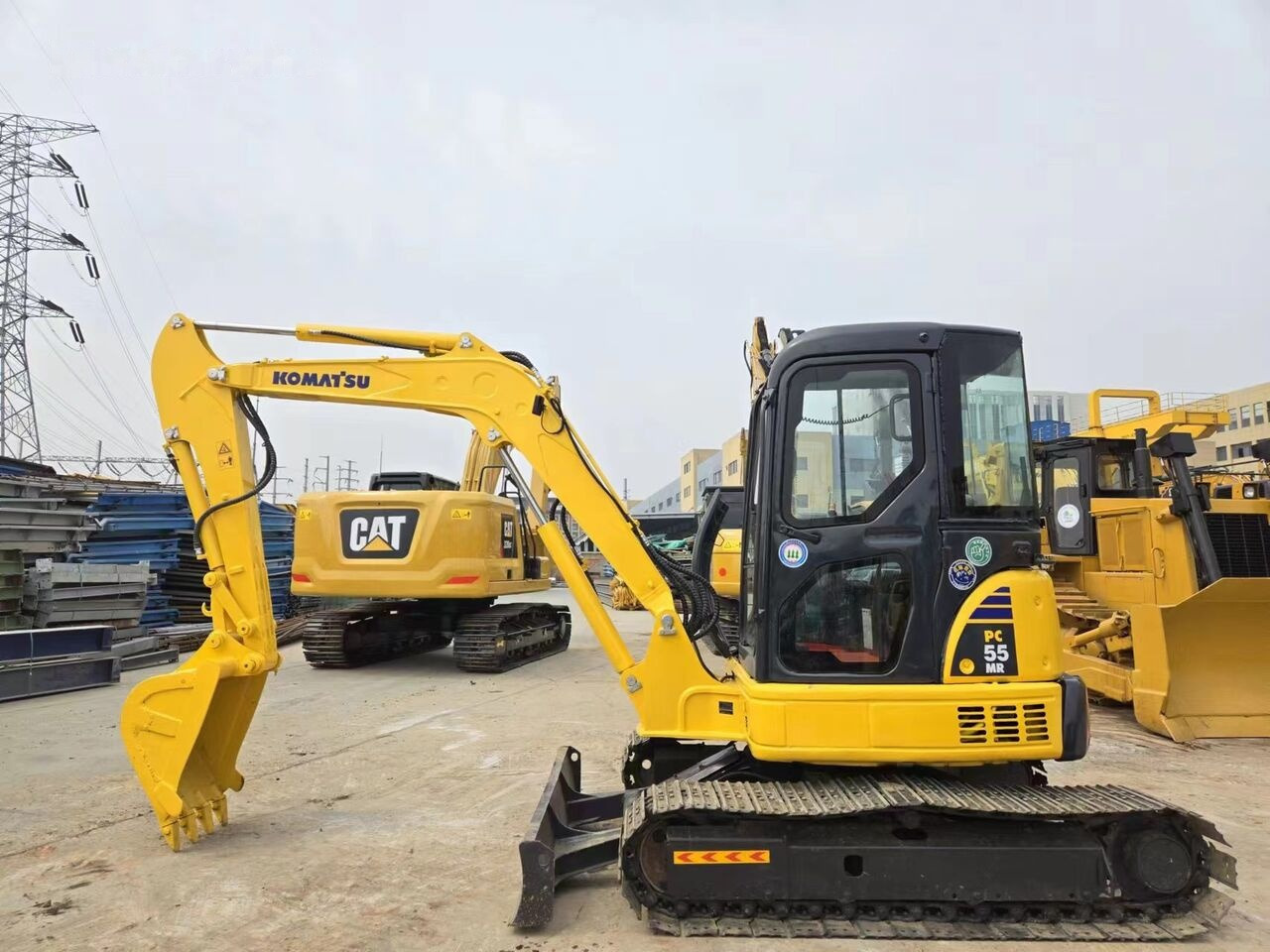 Komatsu PC55 - Mini pelle: photos 1 Komatsu PC55 - Mini pelle: photos 1